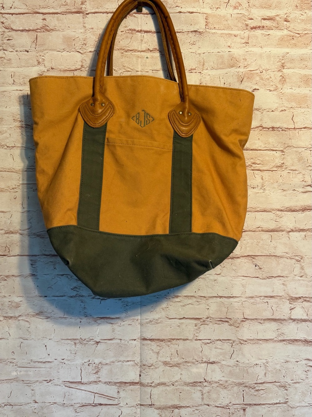 L.L.Bean vintage large canvas tote with leather handles - Picture 2 of 11
